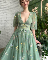 Green Embroidery Lace Prom Dresses Puff Sleeves A-Line Long Wedding Party Gowns Open Back Tulle Evening Dress